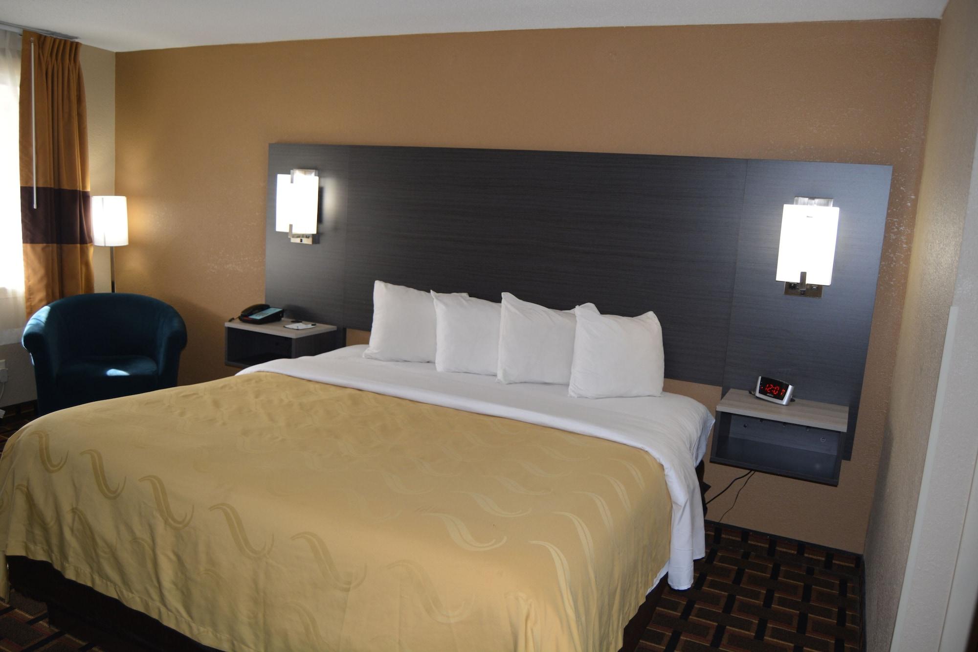 Quality Inn Raynham - Taunton Exterior foto