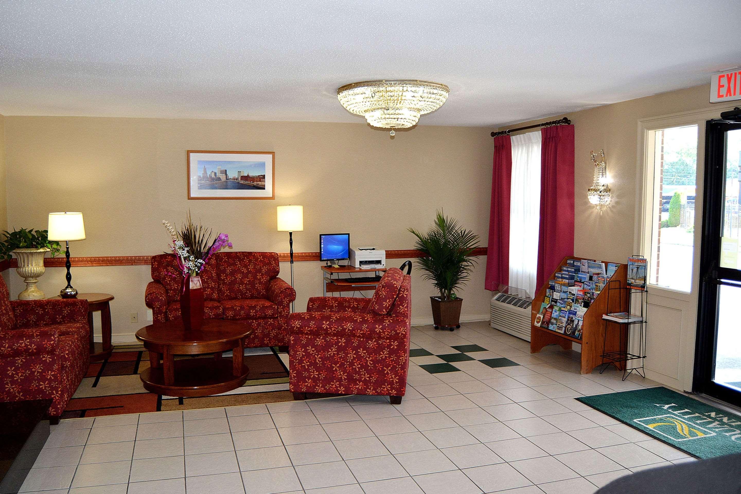 Quality Inn Raynham - Taunton Exterior foto