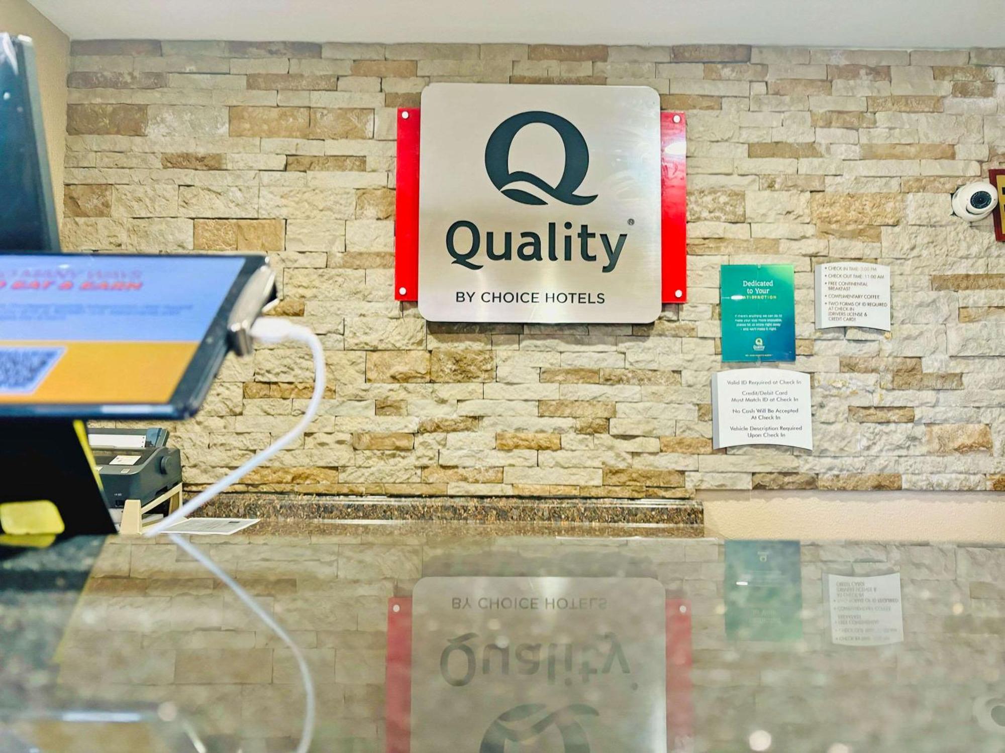 Quality Inn Raynham - Taunton Exterior foto