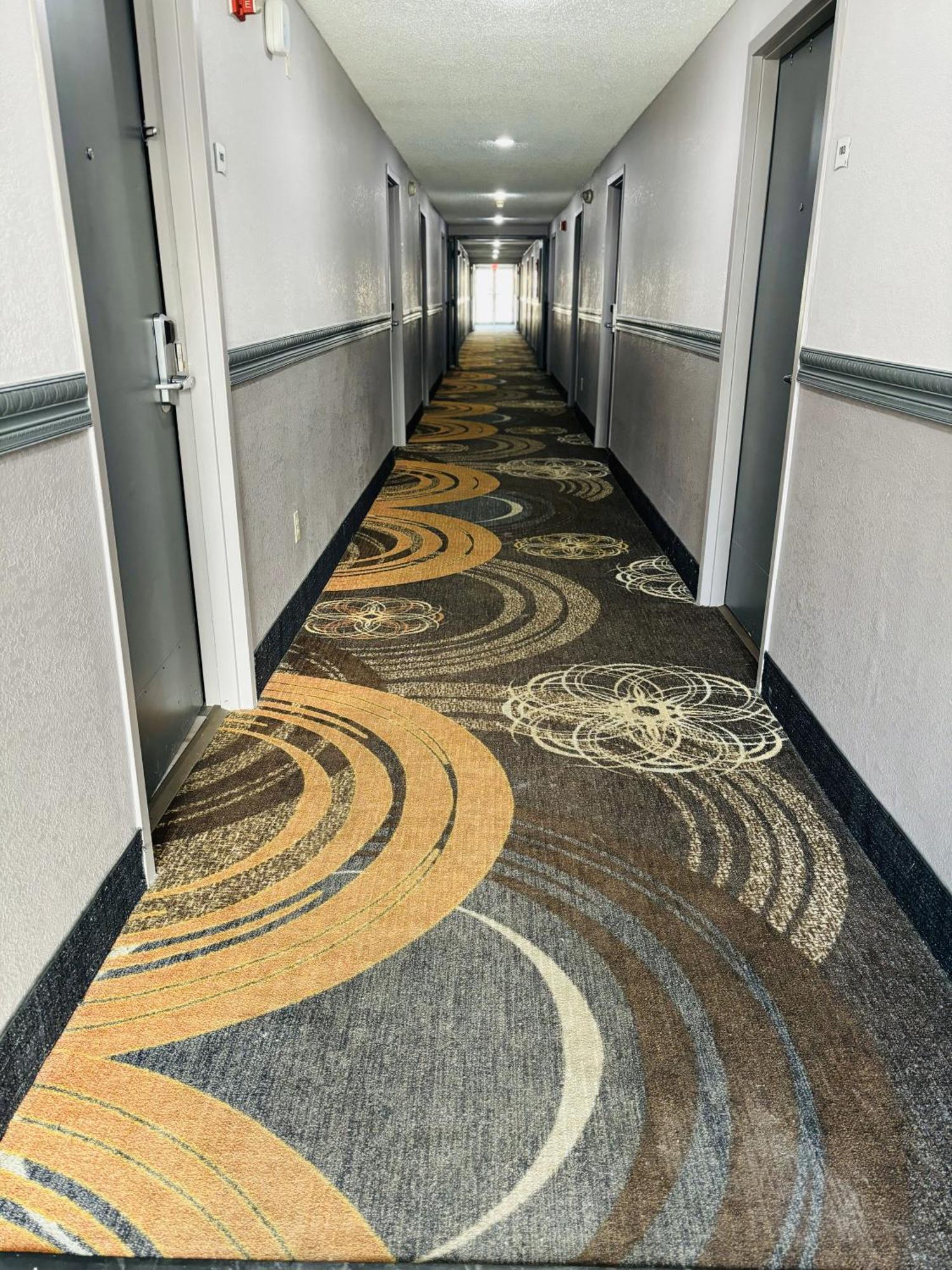 Quality Inn Raynham - Taunton Exterior foto