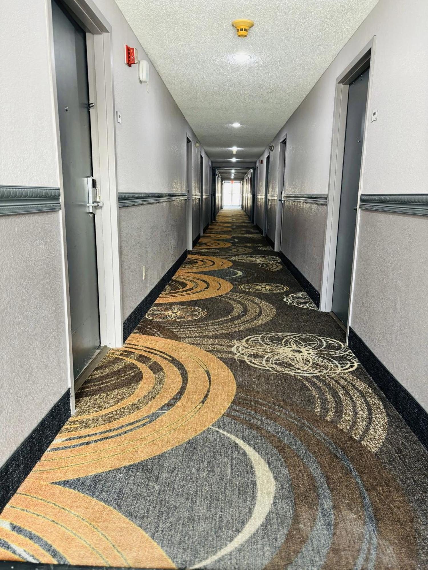 Quality Inn Raynham - Taunton Exterior foto
