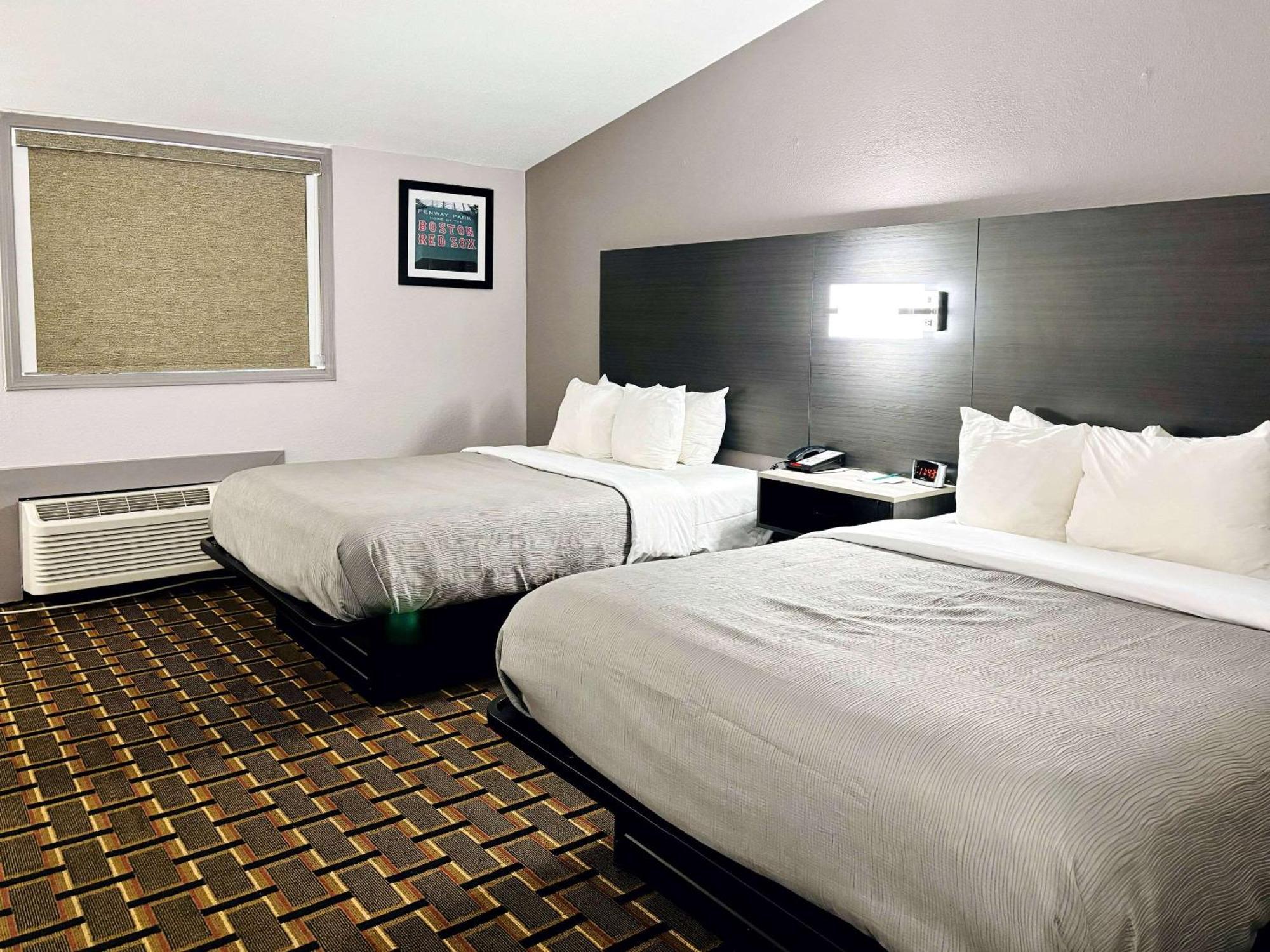 Quality Inn Raynham - Taunton Exterior foto